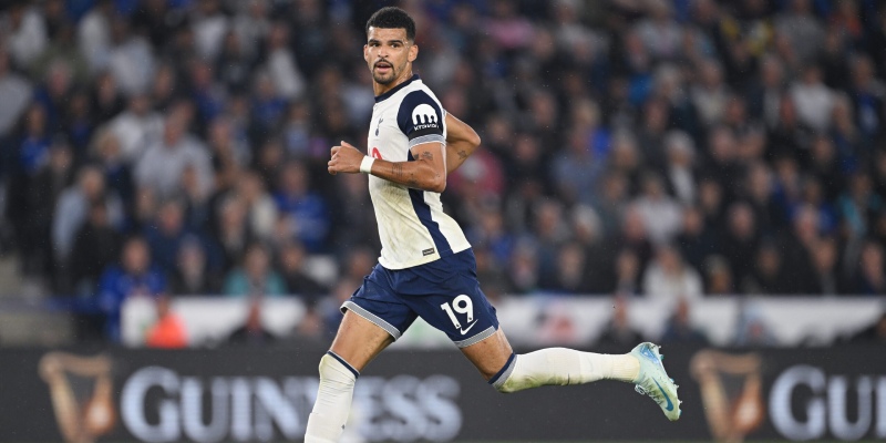 Solanke - Người ấn định kết quả trận đấu Man Utd 0-3 Tottenham