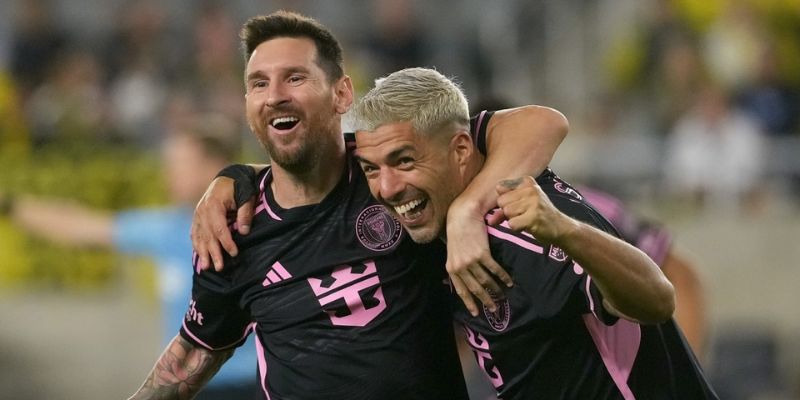 Messi và Suarez đều được đề cử cho danh hiệu cầu thủ xuất sắc nhất MLS